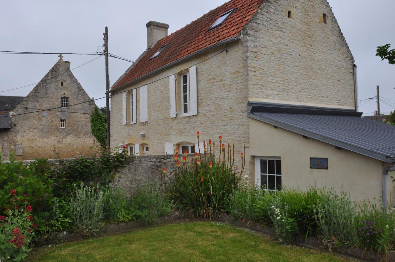 Le Petit Clos Du Bessin Longues-sur-Mer Exterior foto